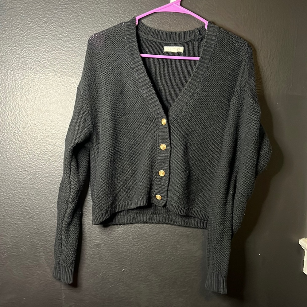 Black crop cardigan